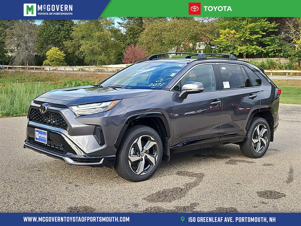 New 2025 Toyota RAV4 SE image 1