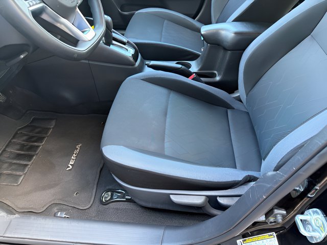 Used 2023 Nissan Versa SV FWD image 7
