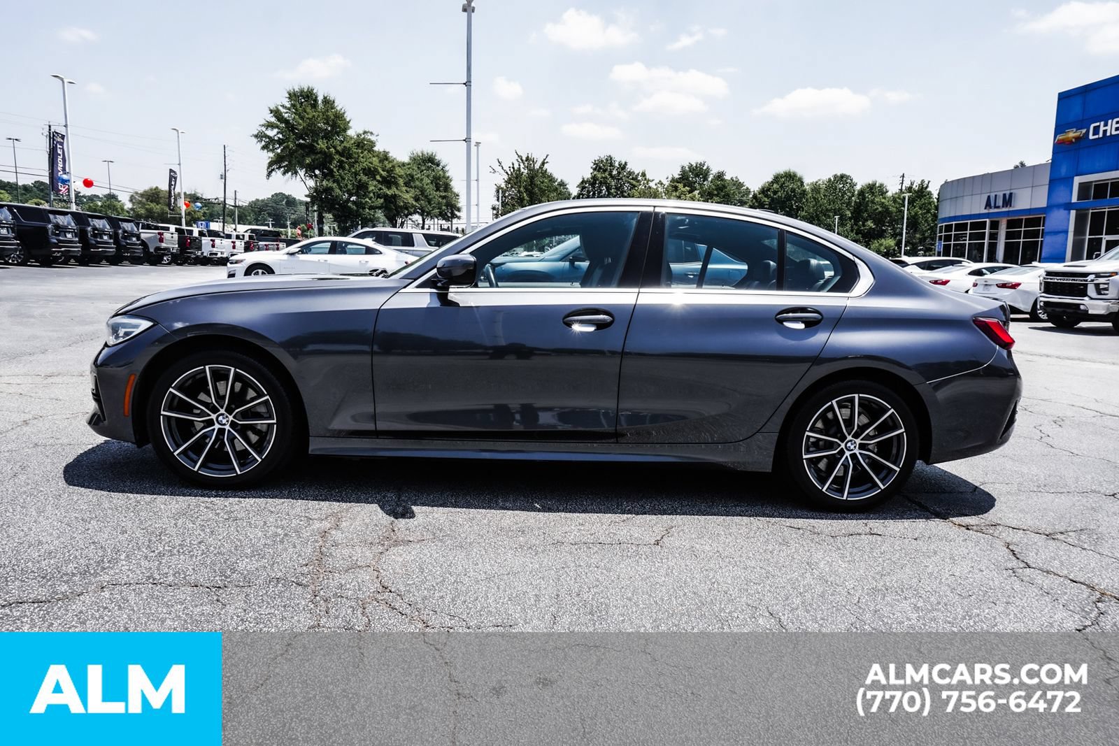 Used 2022 BMW 330i Sedan w/ Driving Assistance Package RWD image 9