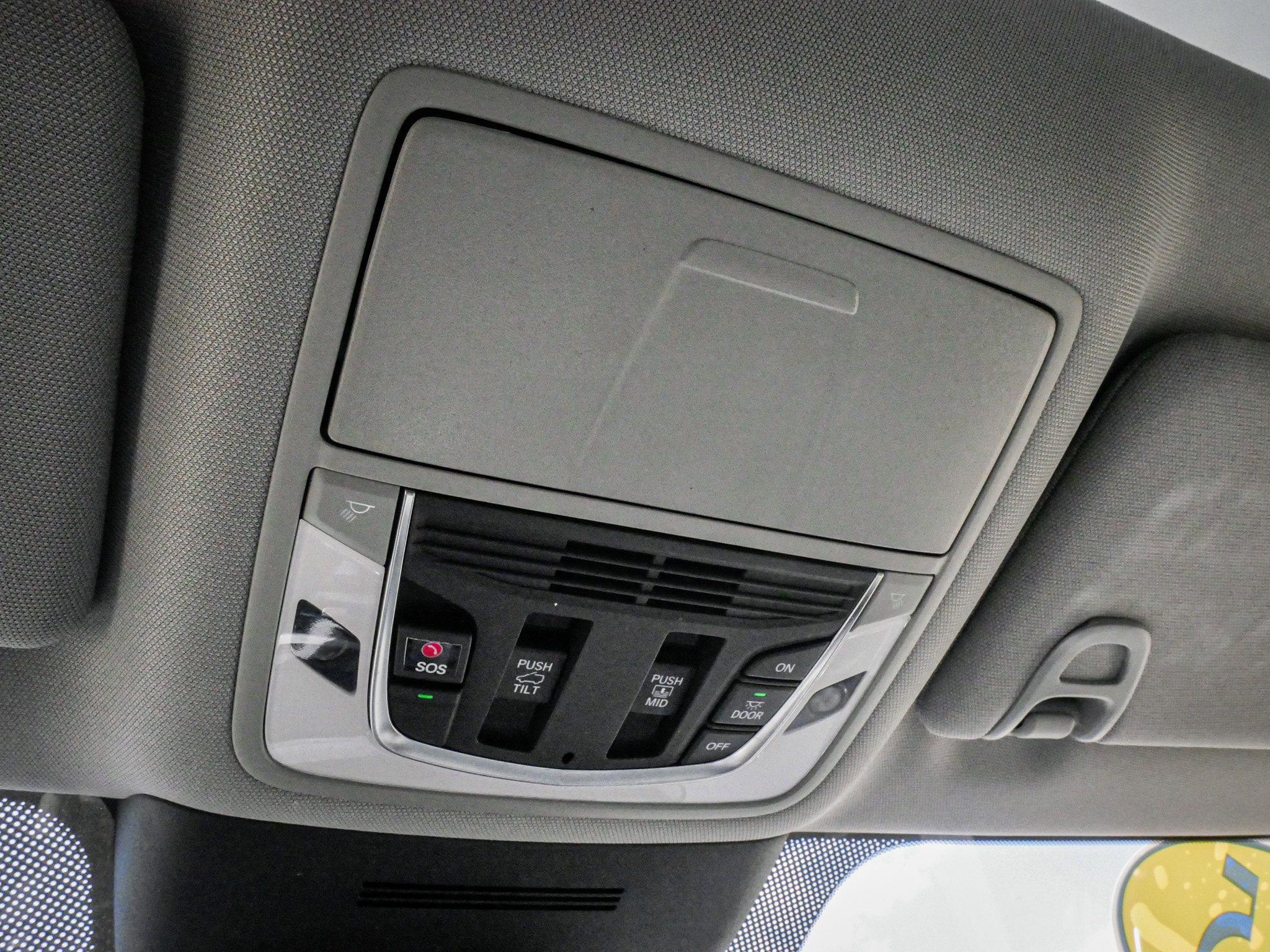 Used 2025 Acura MDX SH-AWD w/ Technology Package image 27