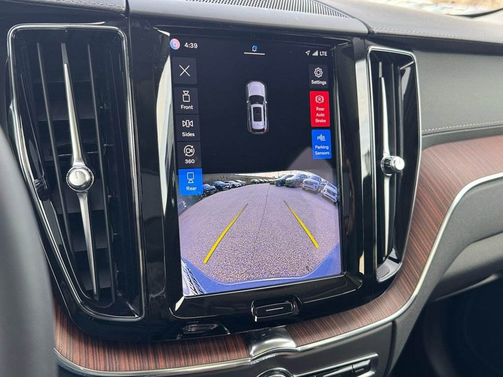 Certified 2023 Volvo XC60 T8 Ultimate image 18