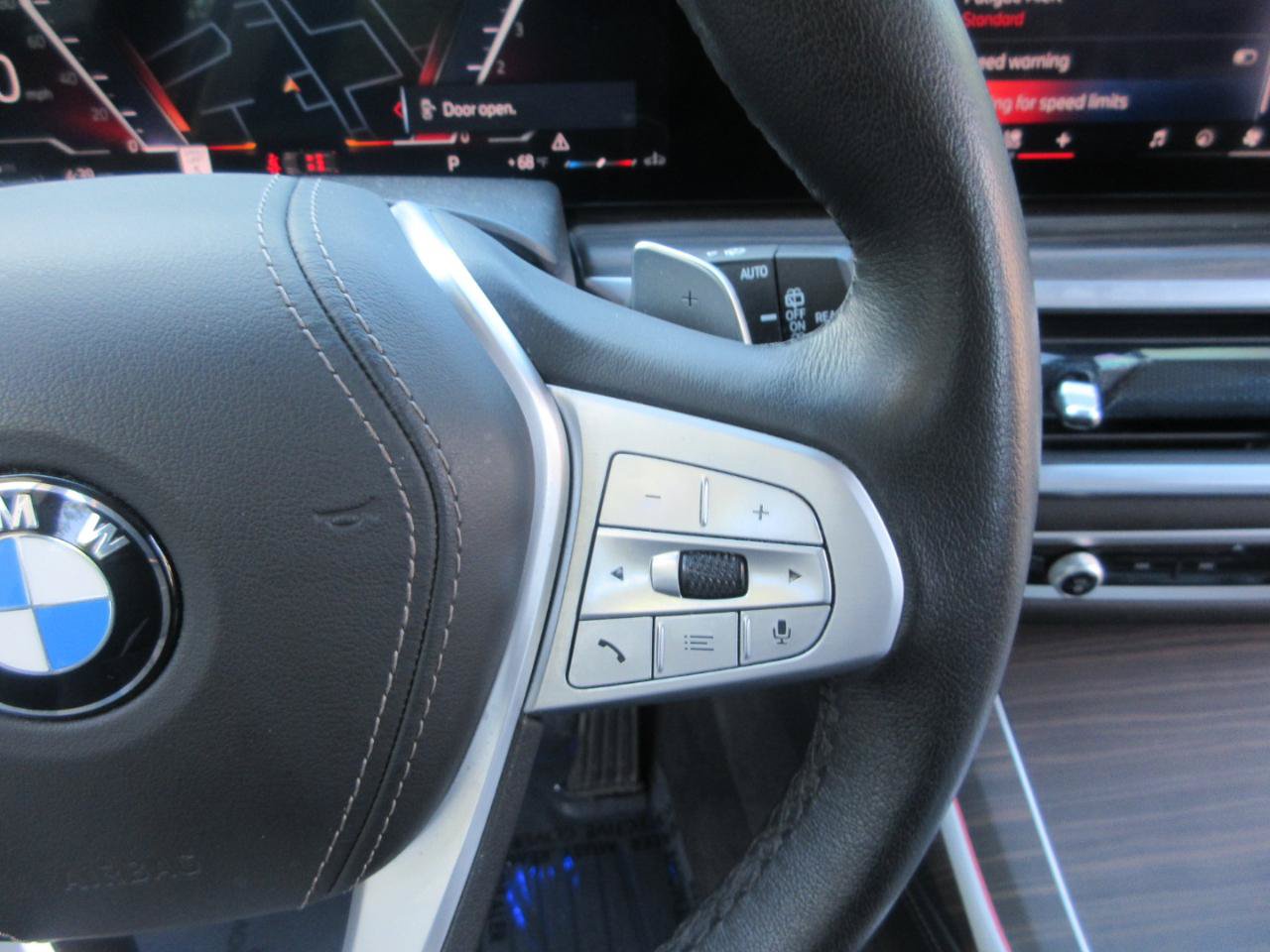 Used 2025 BMW X7 xDrive40i w/ Premium Package AWD/4WD image 63