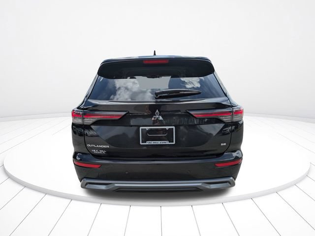 Used 2025 Mitsubishi Outlander SE FWD image 5