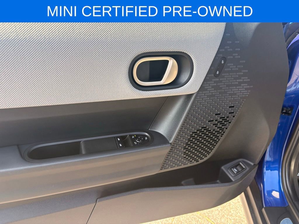 Certified 2025 MINI Cooper S FWD image 19