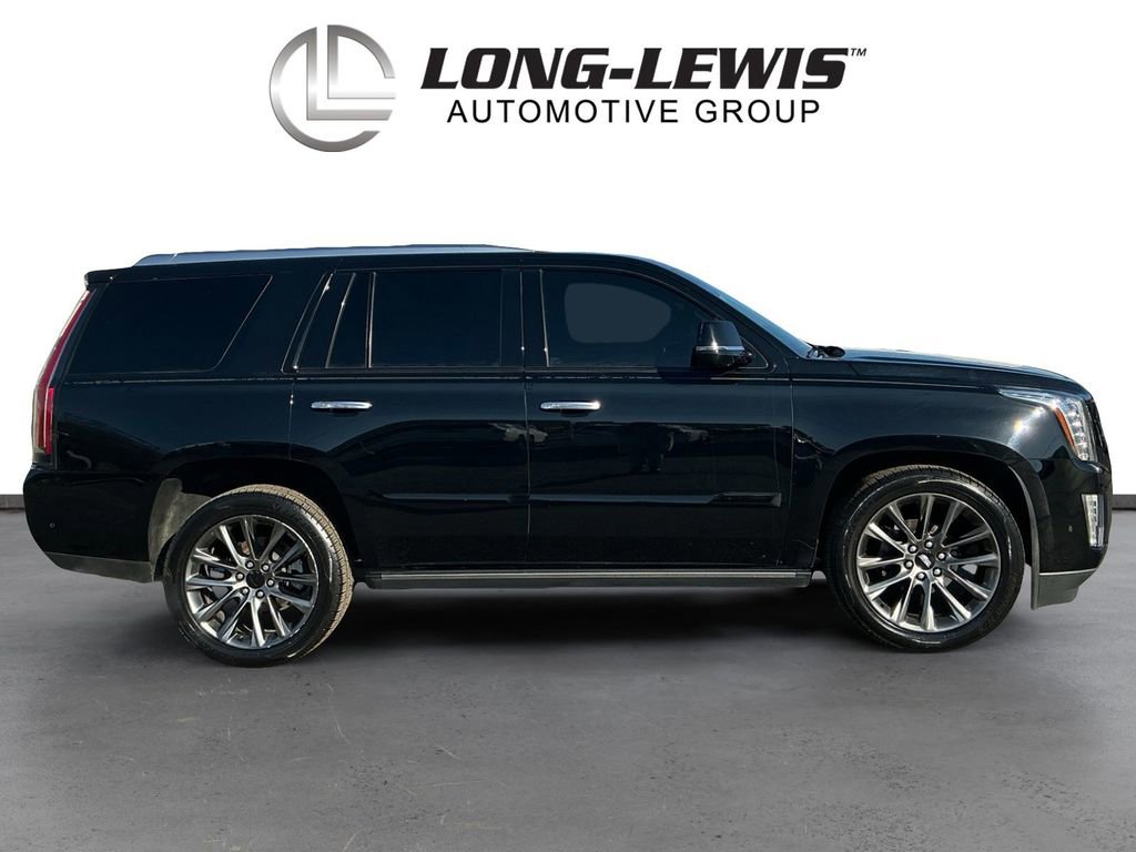 Used 2019 Cadillac Escalade Premium Luxury w/ Escalade Sport Edition image 8