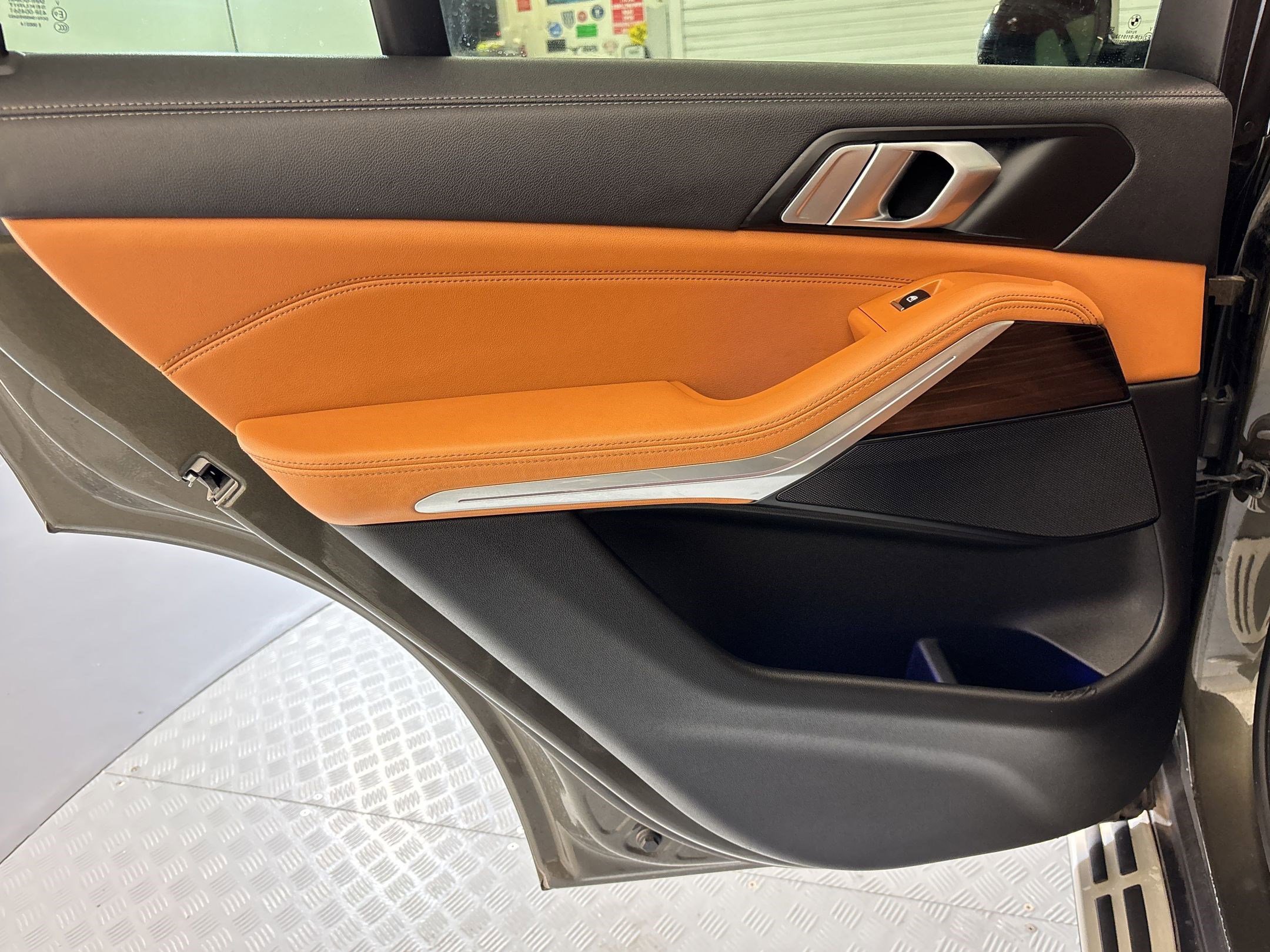 Certified 2023 BMW X5 sDrive40i w/ Climate Comfort Package image 32