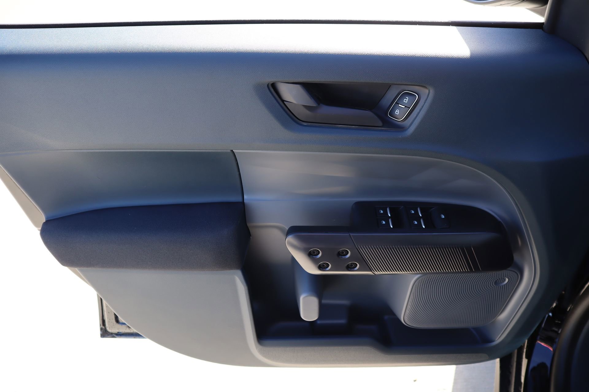 New 2026 Ford Maverick XL image 16