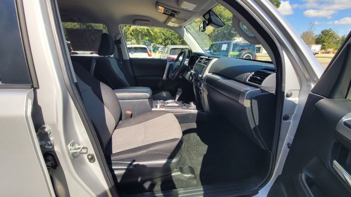 Used 2024 Toyota 4Runner SR5 image 11