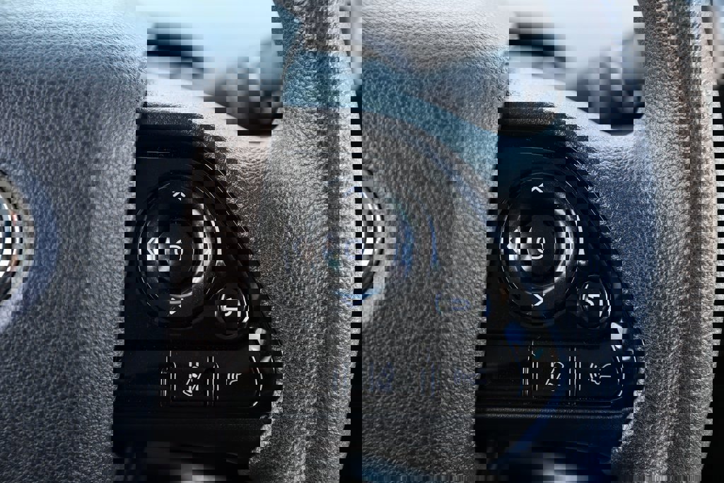 Certified 2022 Toyota Prius LE image 22