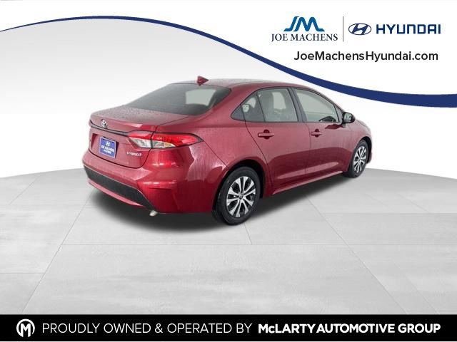 Used 2022 Toyota Corolla LE w/ Premium Interior Package image 6