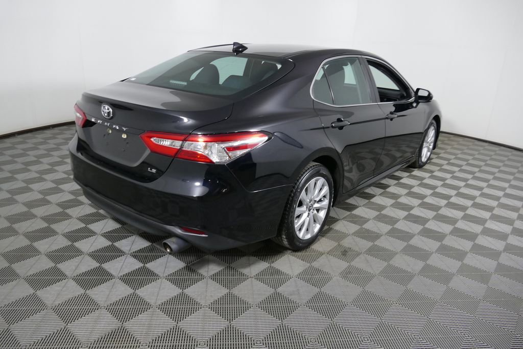 Used 2019 Toyota Camry LE FWD image 24