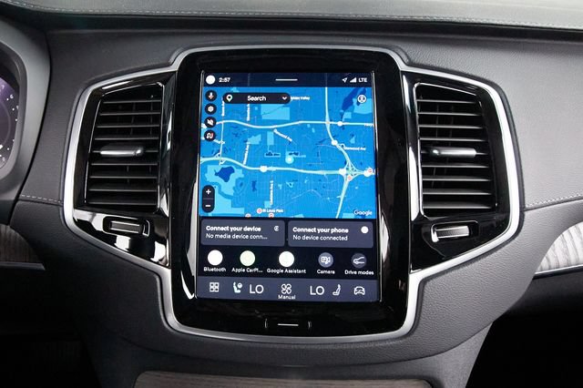 Certified 2023 Volvo XC90 B6 Ultimate AWD/4WD image 14