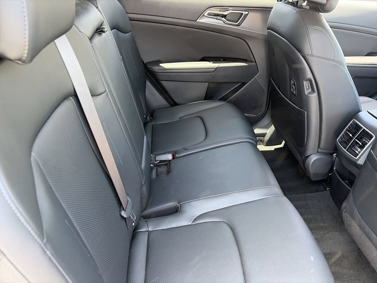 Certified 2024 Kia Sportage SX FWD image 12