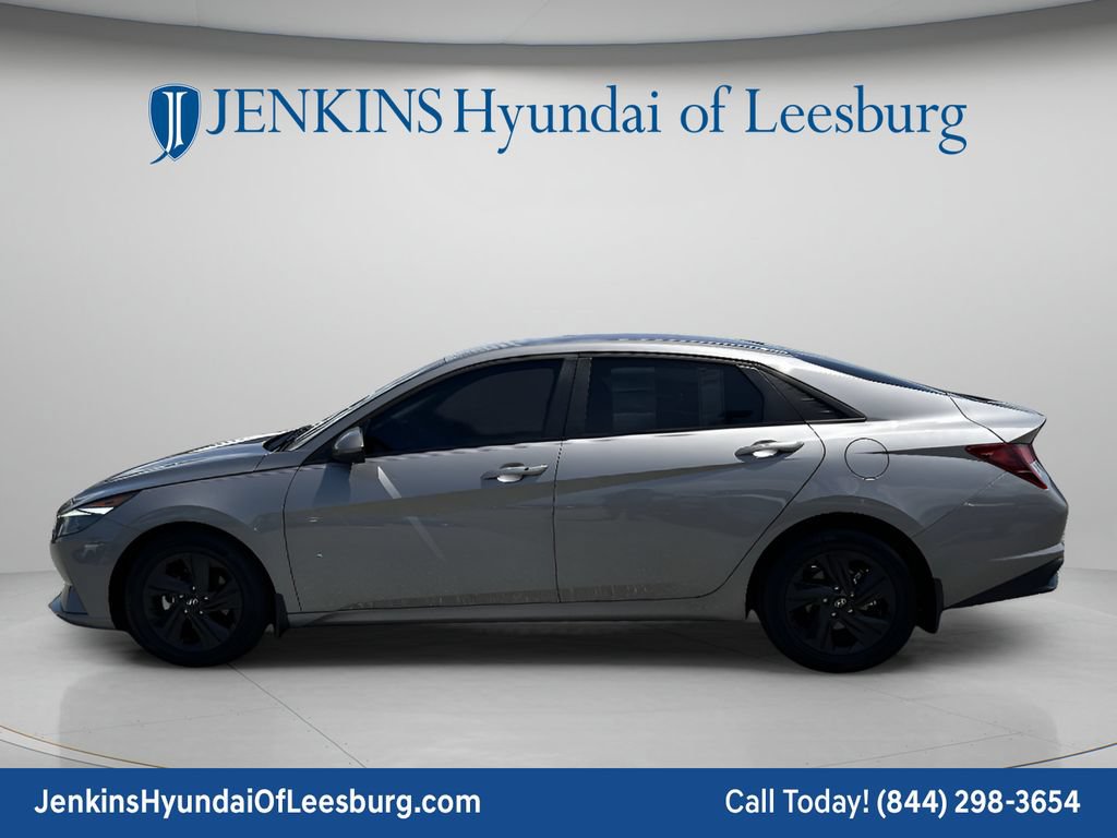 Used 2021 Hyundai Elantra SEL w/ Convenience Package FWD image 8