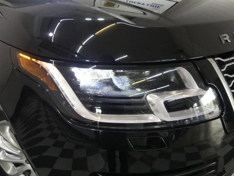 Used 2018 Land Rover Range Rover HSE image 15