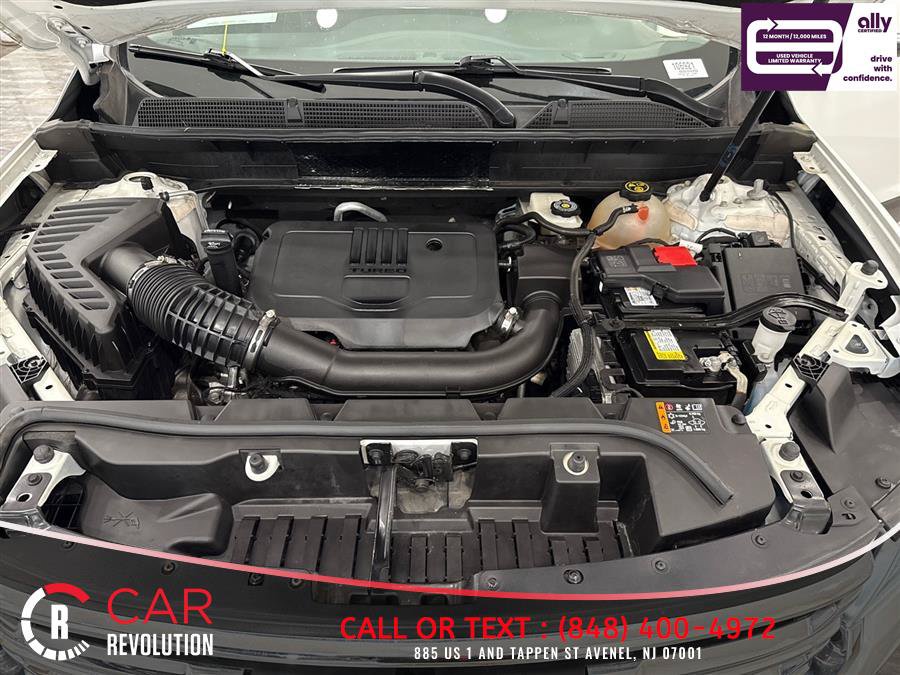 Used 2023 GMC Acadia SLE w/ Driver Convenience Package FWD image 11