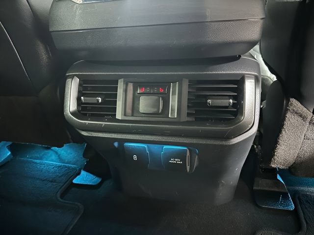 Used 2022 Ford F150 Lariat w/ Equipment Group 502A High AWD/4WD image 34