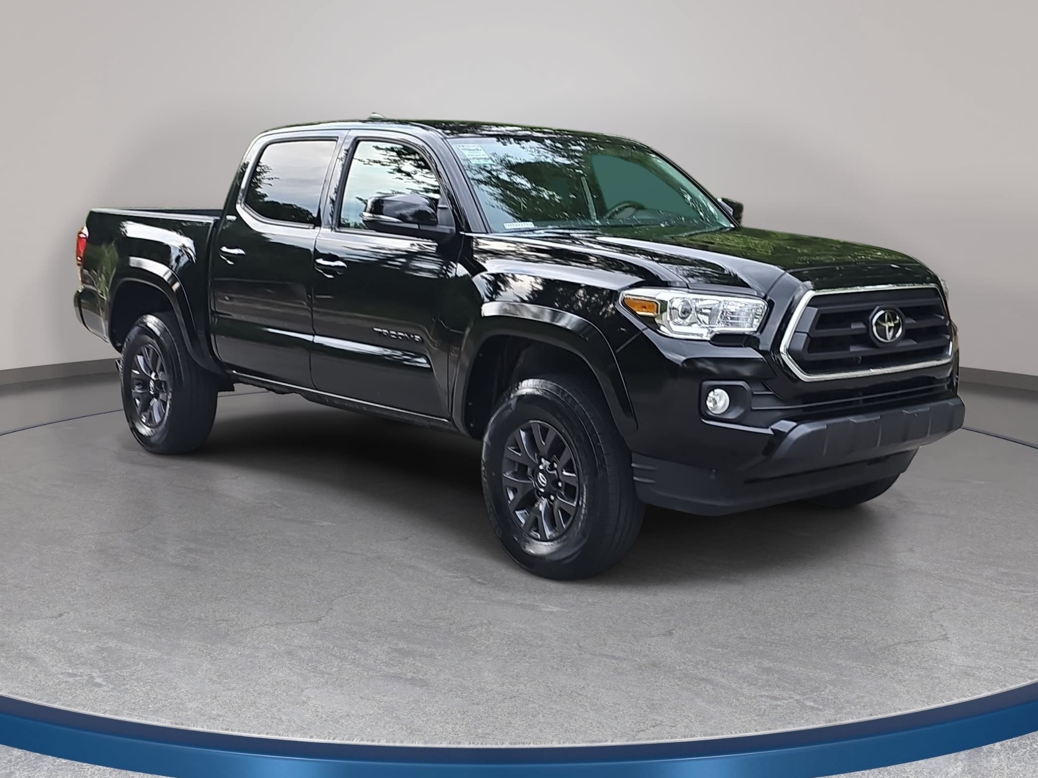 Used 2023 Toyota Tacoma SR5 w/ Technology Package AWD/4WD image 3