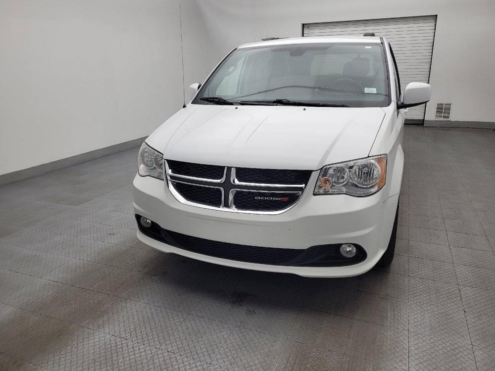 Used 2019 Dodge Grand Caravan SXT image 15