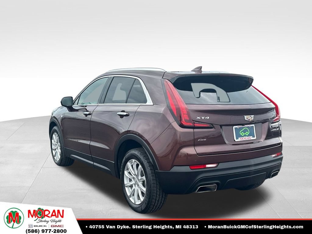 Certified 2022 Cadillac XT4 Luxury w/ Cold Weather Package AWD/4WD image 3