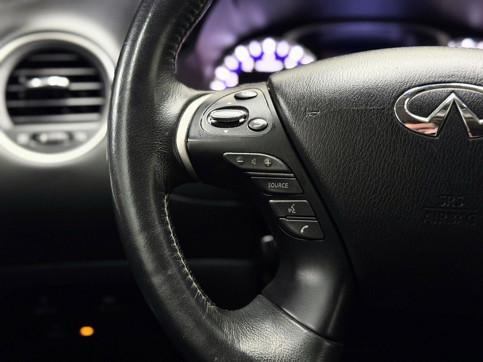 Used 2019 INFINITI QX60 Luxe w/ Essential Package image 17