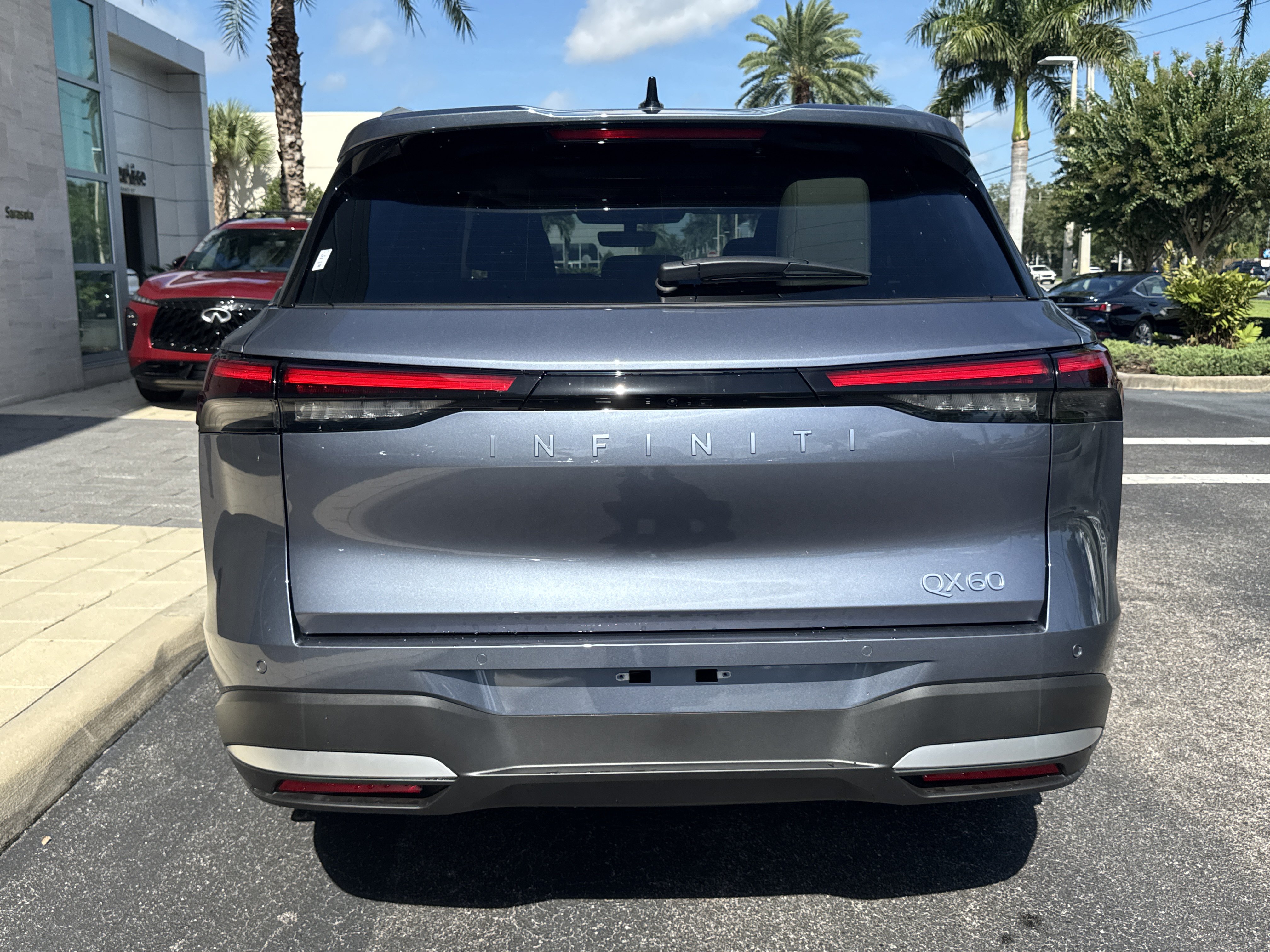 New 2027 INFINITI QX60 Luxe w/ Cargo Package FWD image 5