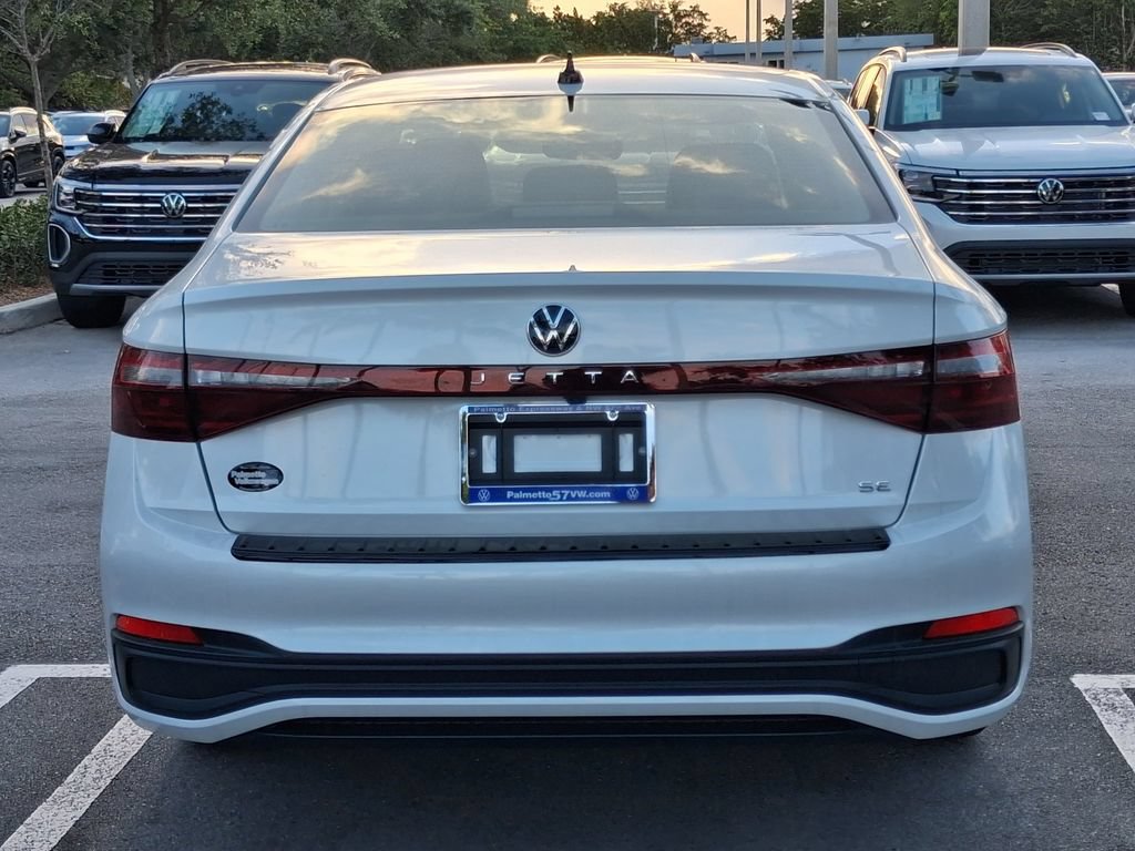 New 2026 Volkswagen Jetta SE FWD image 4