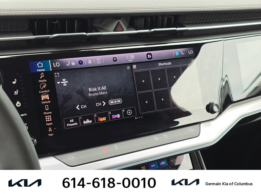 Used 2024 Jeep Wagoneer Launch Edition AWD/4WD image 25