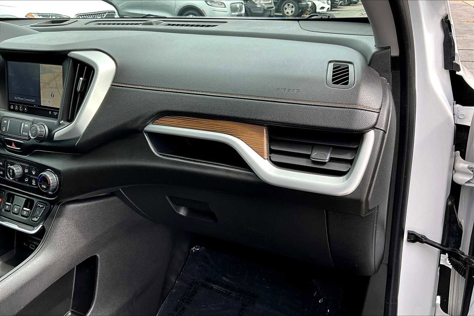 Used 2020 GMC Terrain SLE w/ Driver Convenience Package image 17