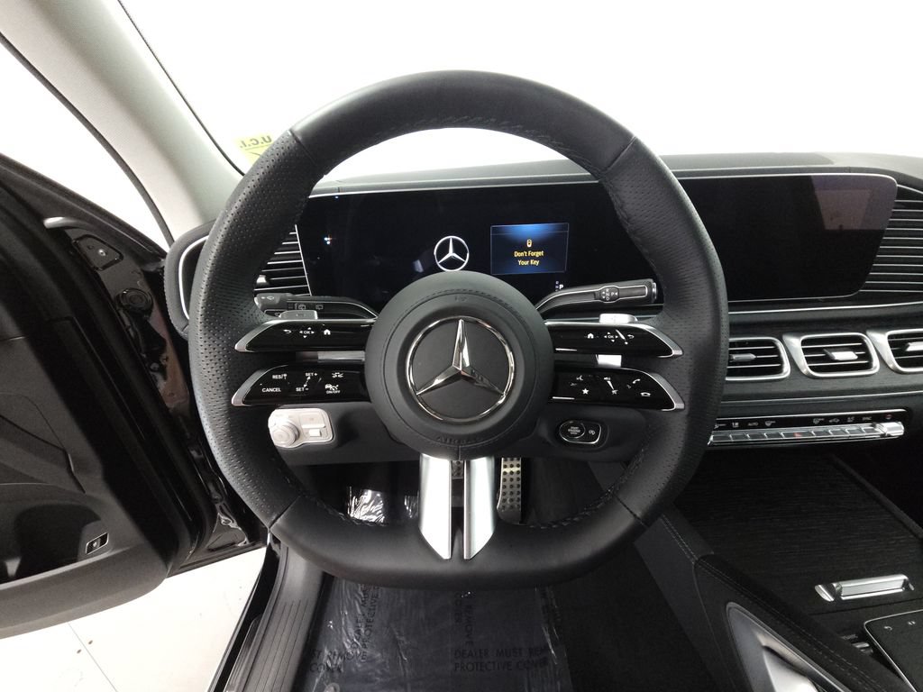Used 2026 Mercedes-Benz GLS 450 4MATIC image 12