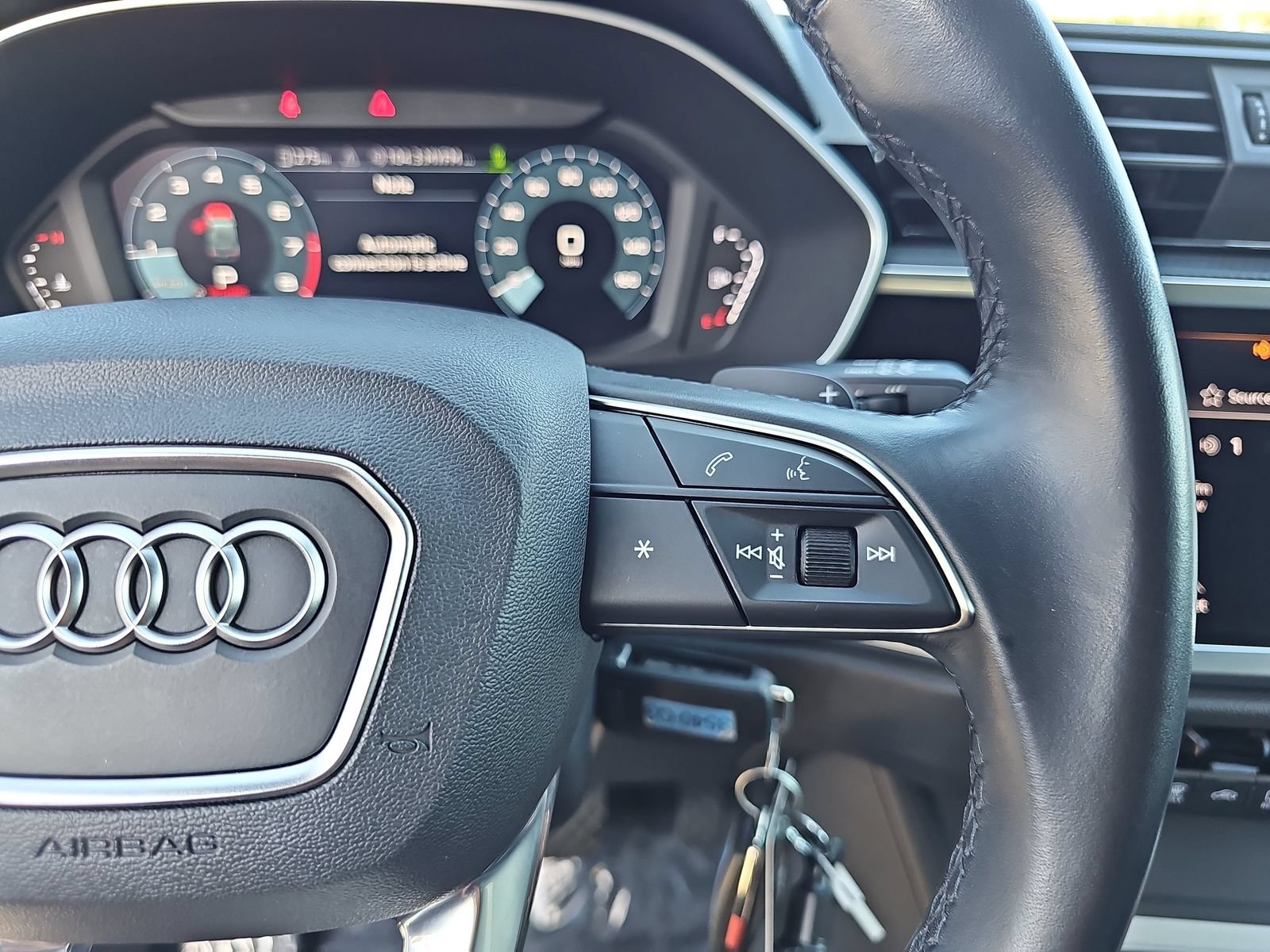 Used 2023 Audi Q3 2.0T Premium AWD/4WD image 18