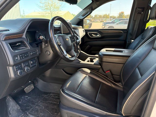 Used 2021 Chevrolet Tahoe Premier w/ Premium Package AWD/4WD image 18