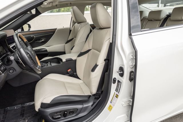 Used 2024 Lexus ES 350 Luxury image 11