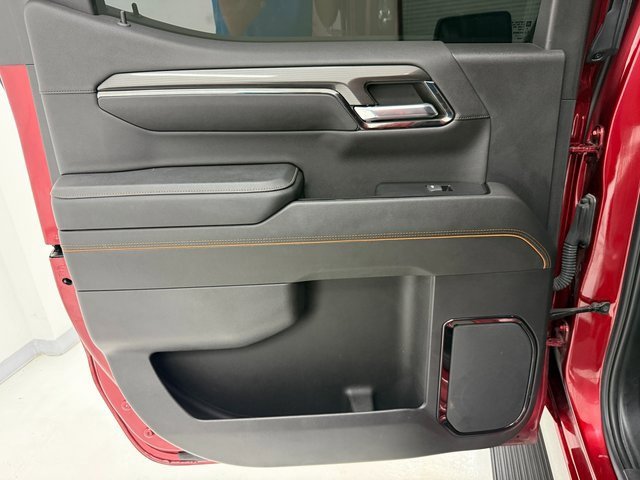 Used 2023 GMC Sierra 1500 AT4 w/ Technology Package image 34