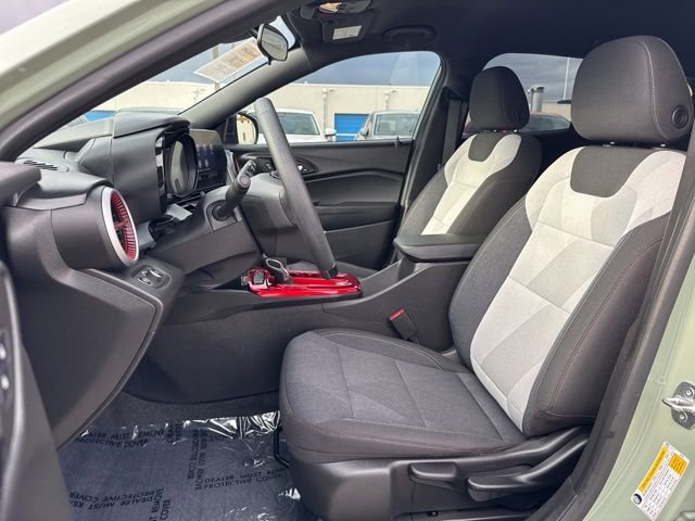 Used 2024 Chevrolet Trax RS w/ Driver Confidence Package image 11