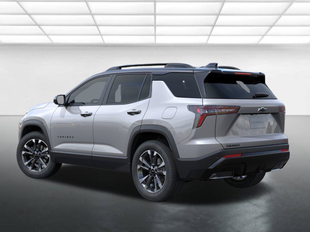 New 2027 Chevrolet Equinox RS w/ Convenience Package III FWD image 4
