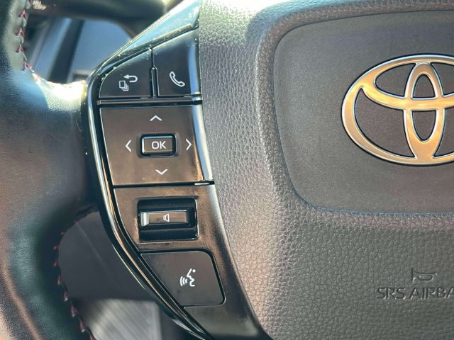 Certified 2024 Toyota Prius Prime FWD image 26