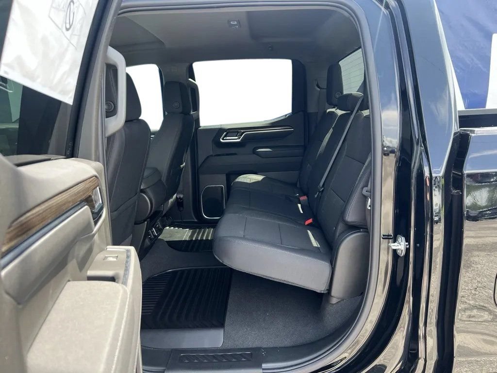 New 2025 Chevrolet Silverado 1500 LT AWD/4WD image 27