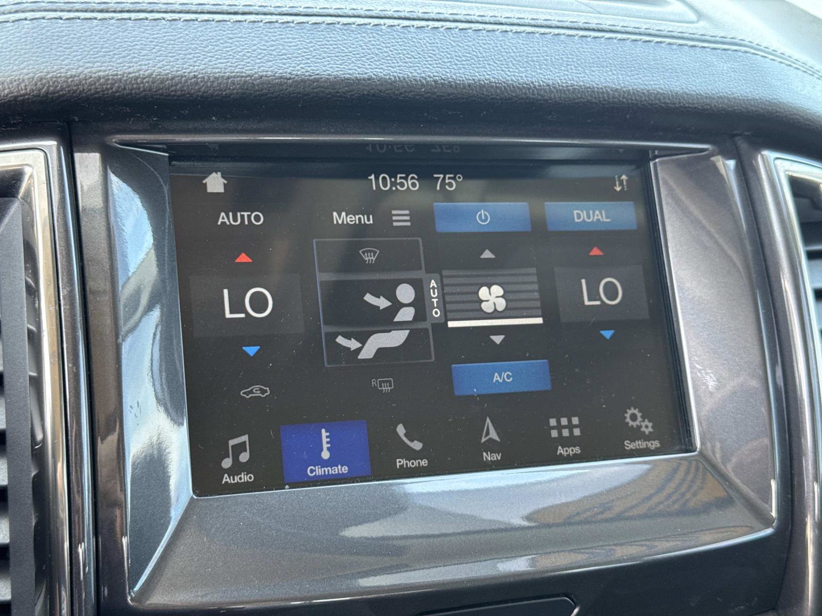 Used 2019 Ford Ranger Lariat w/ Black Appearance Package image 14