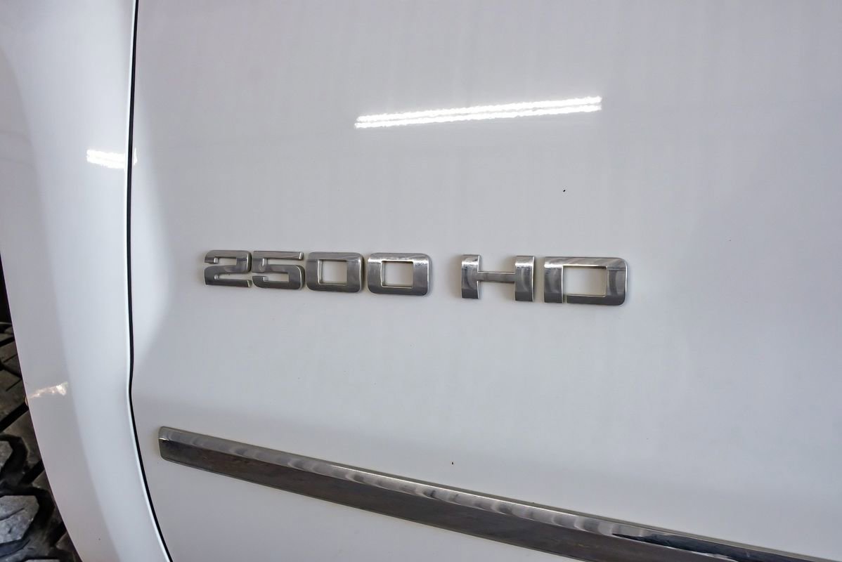 Used 2018 Chevrolet Silverado 2500 LTZ w/ Duramax Plus Package image 55