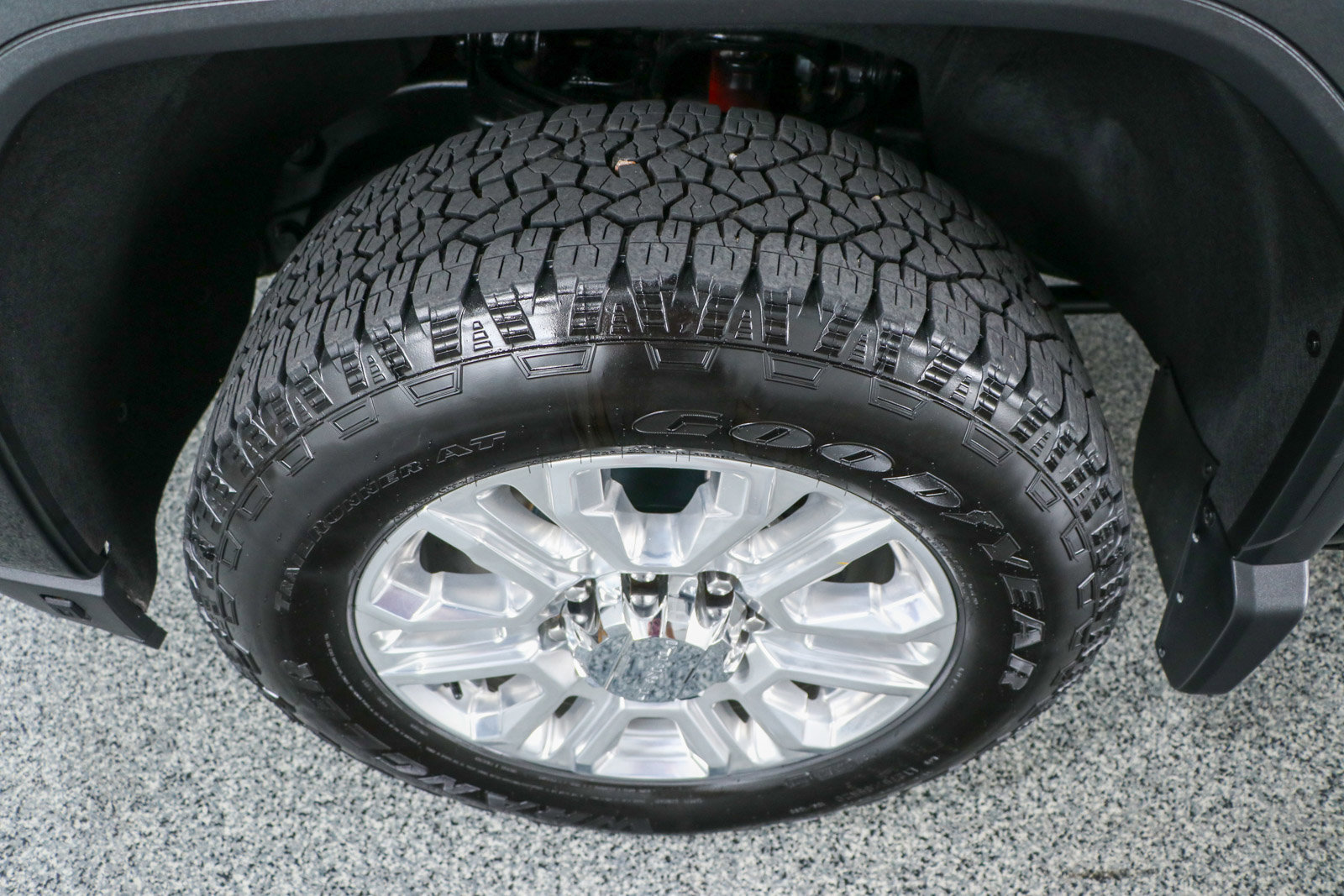 Used 2023 GMC Sierra 2500 Denali w/ Denali Ultimate Package image 11