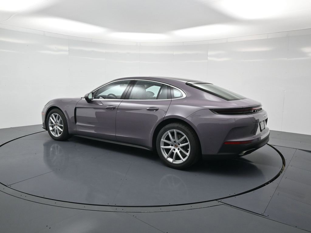 New 2026 Porsche Panamera 4 image 3
