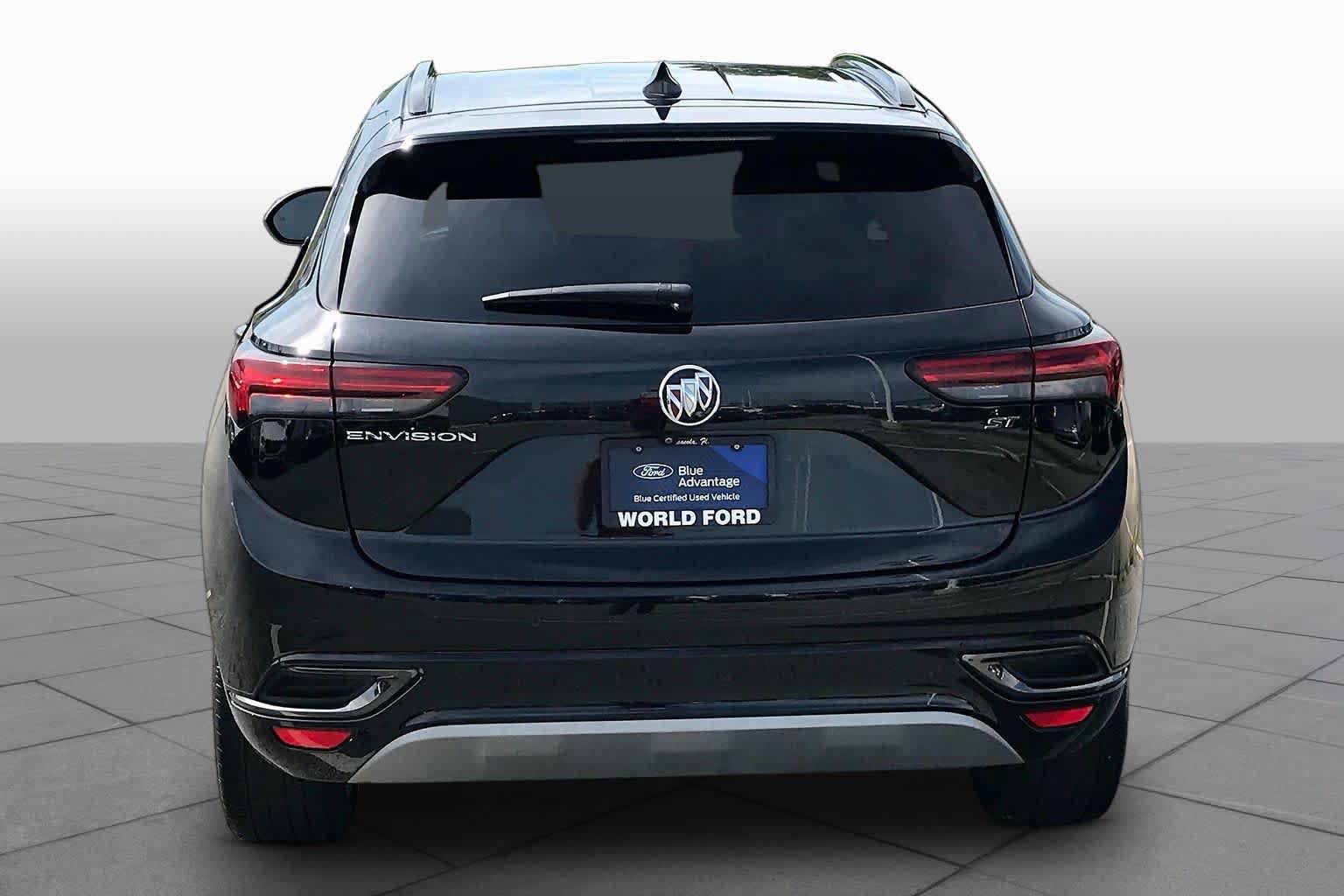 Used 2021 Buick Envision Essence w/ Sport Touring Package FWD image 5