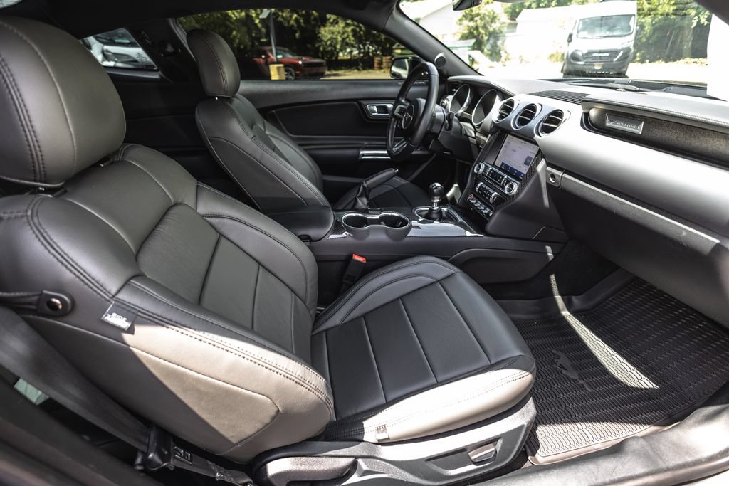 Used 2023 Ford Mustang GT RWD image 22