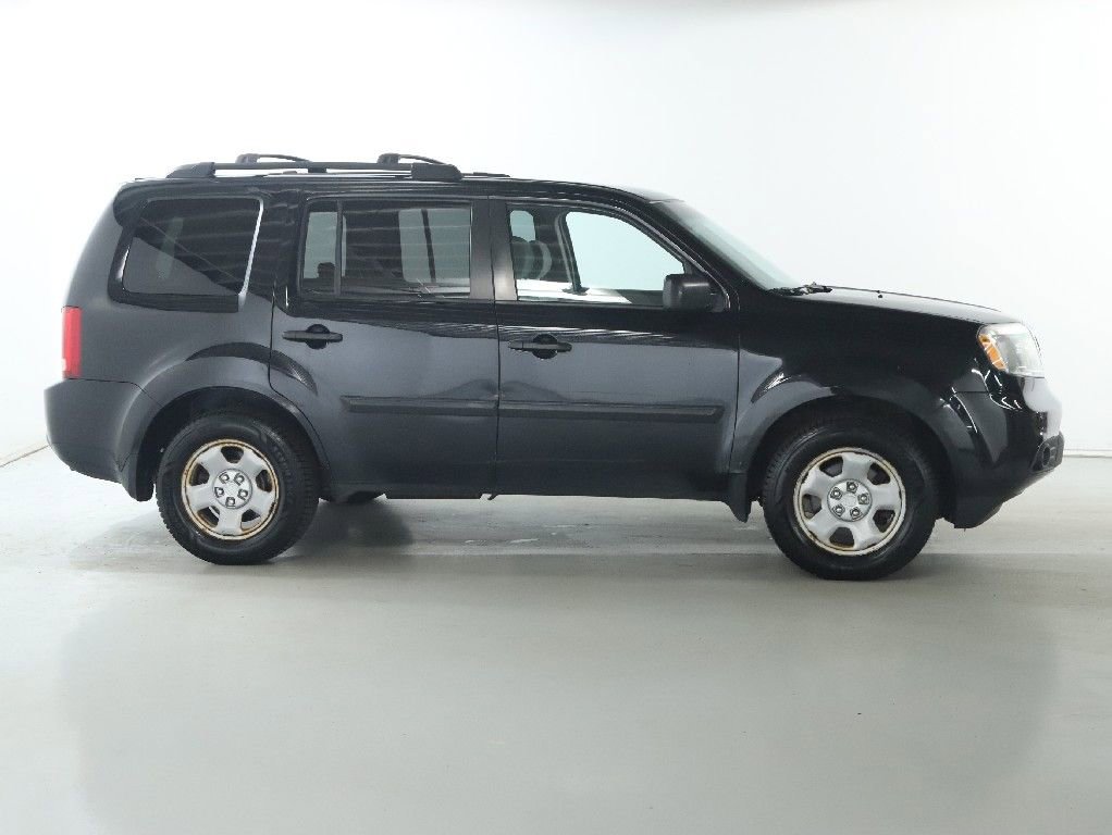 Used 2015 Honda Pilot LX image 11