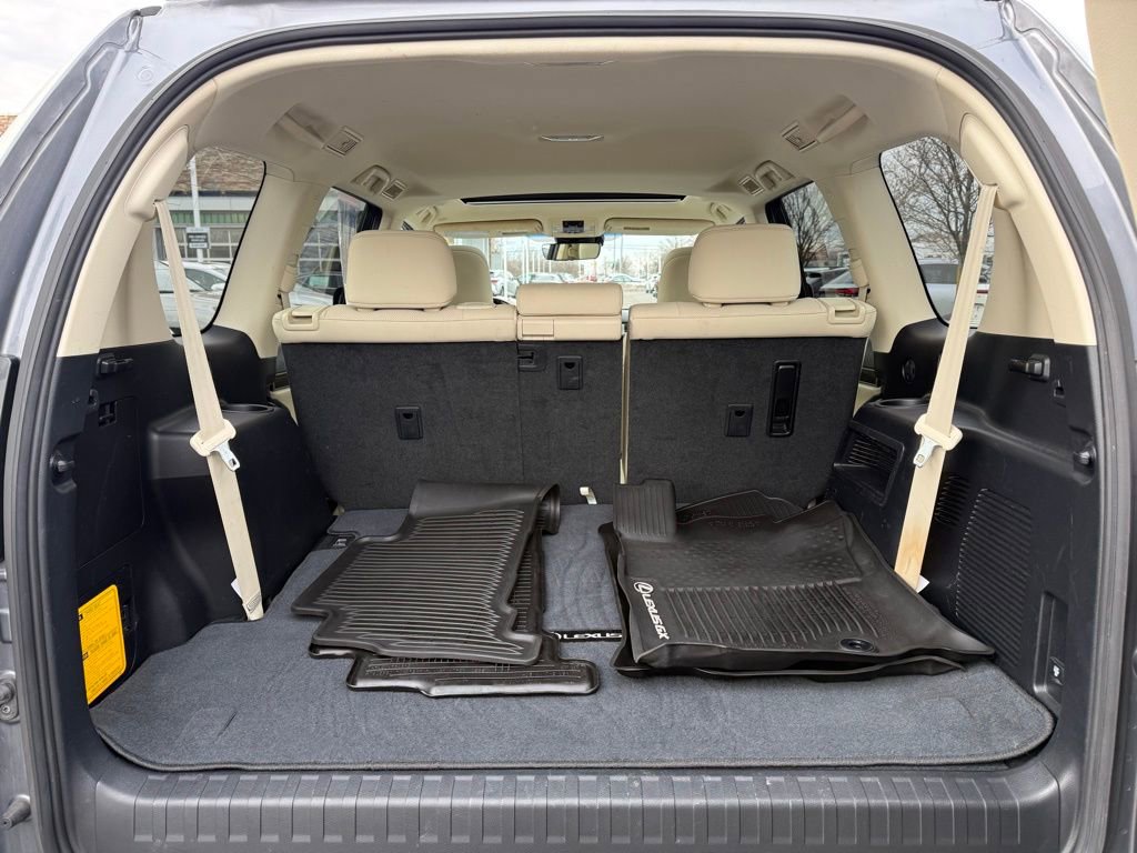 Used 2021 Lexus GX 460 Premium w/ Premium Package image 18