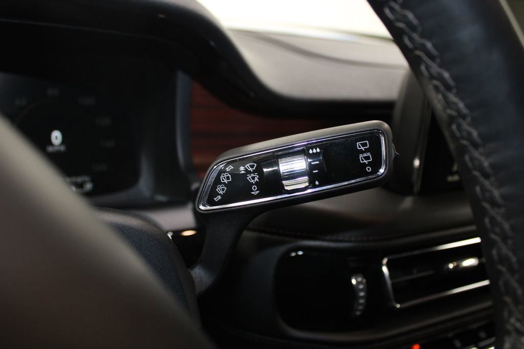 Used 2022 Lincoln Aviator Reserve w/ Equipment Group 201A image 41