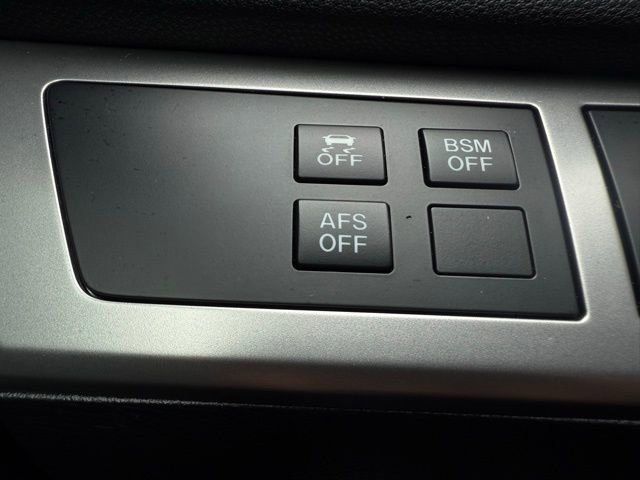 Used 2012 MAZDA MAZDA3 i Grand Touring w/ Tech Pkg image 13