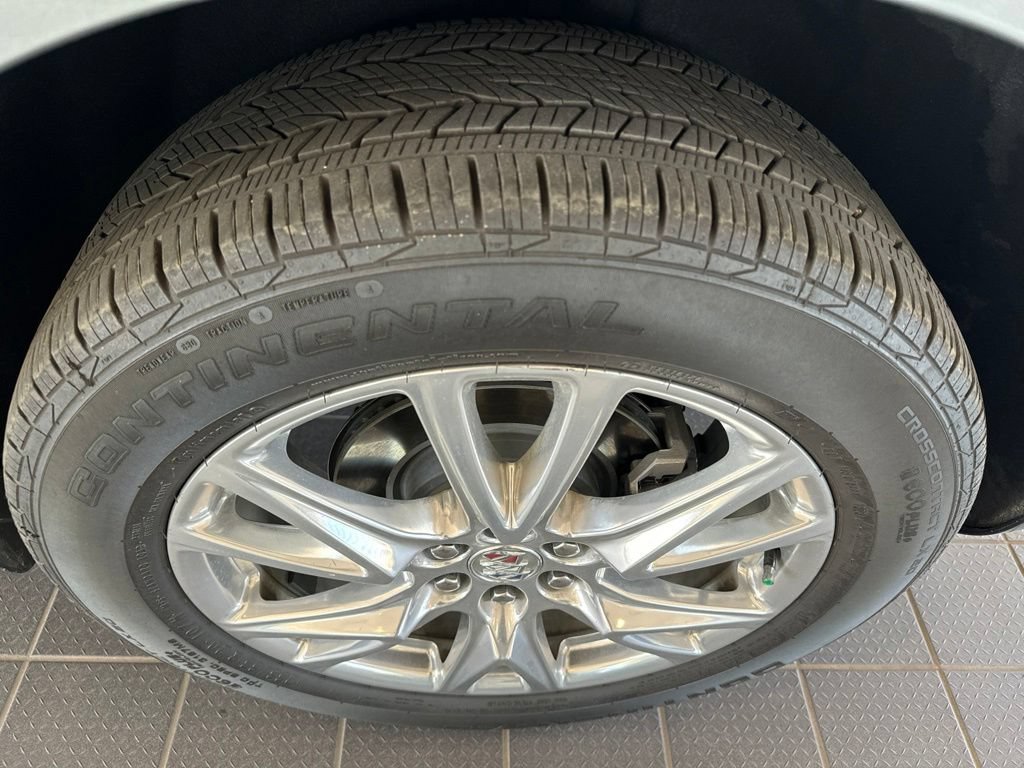 Used 2023 Buick Enclave Premium w/ Experience Buick Package FWD image 5