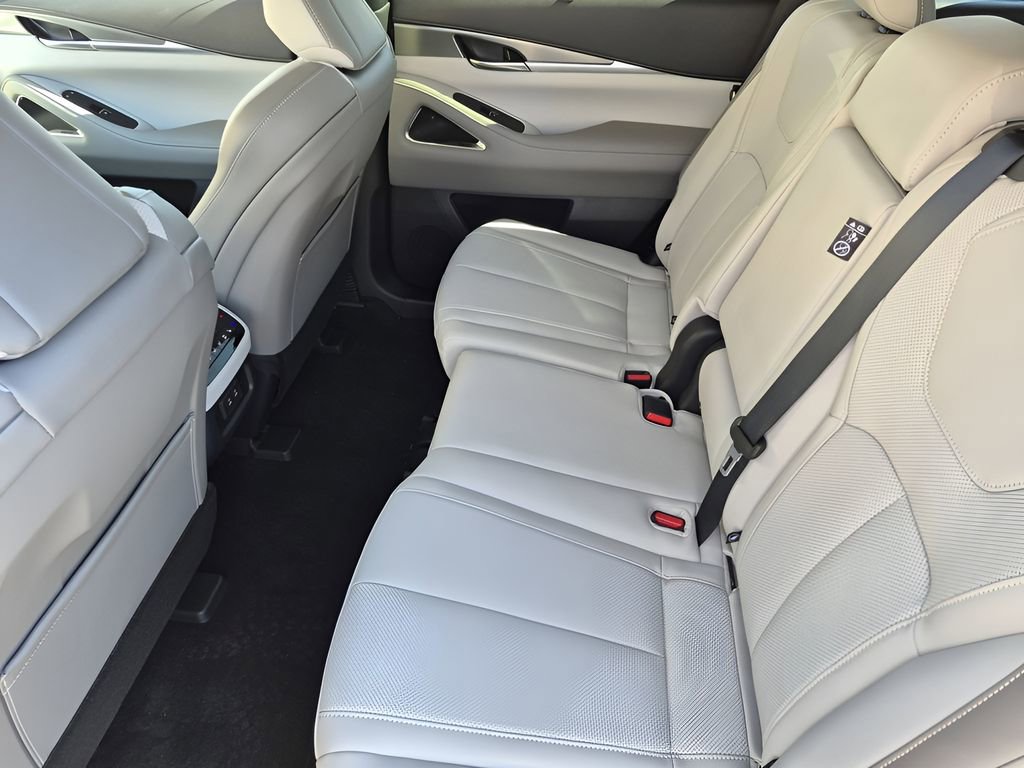 Certified 2026 INFINITI QX60 Luxe w/ Cargo Package image 22